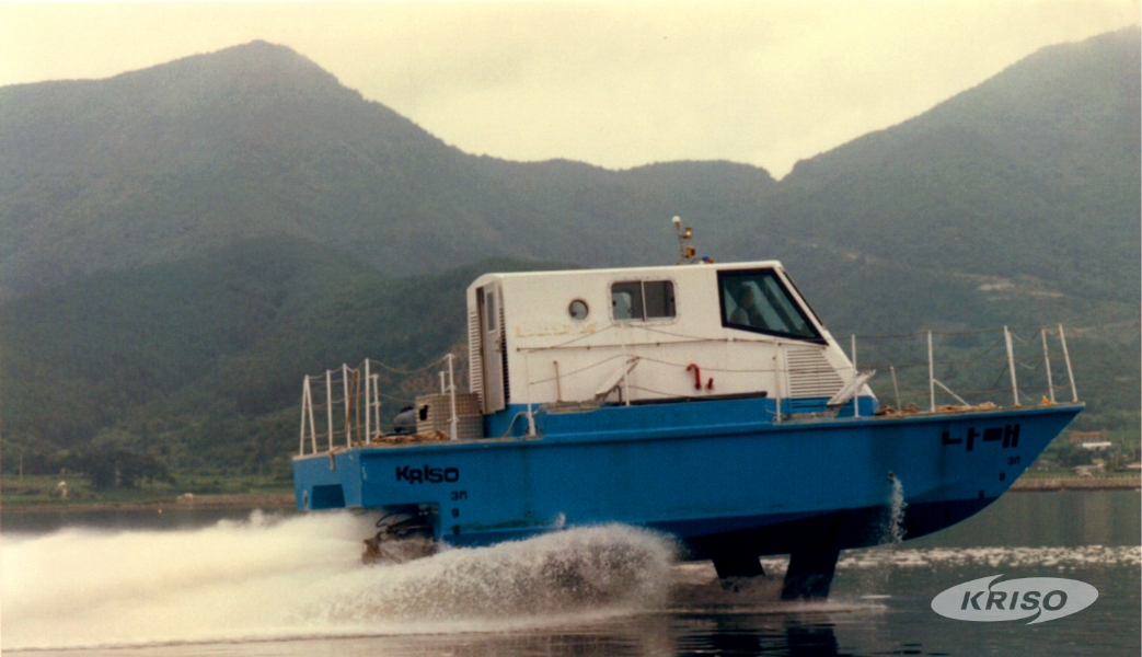 복합지지형 초고속선 나래호 실해역 성능시험 