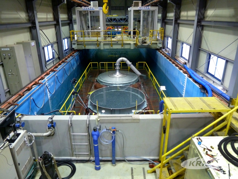 심해저집광실험동(E동) 준공