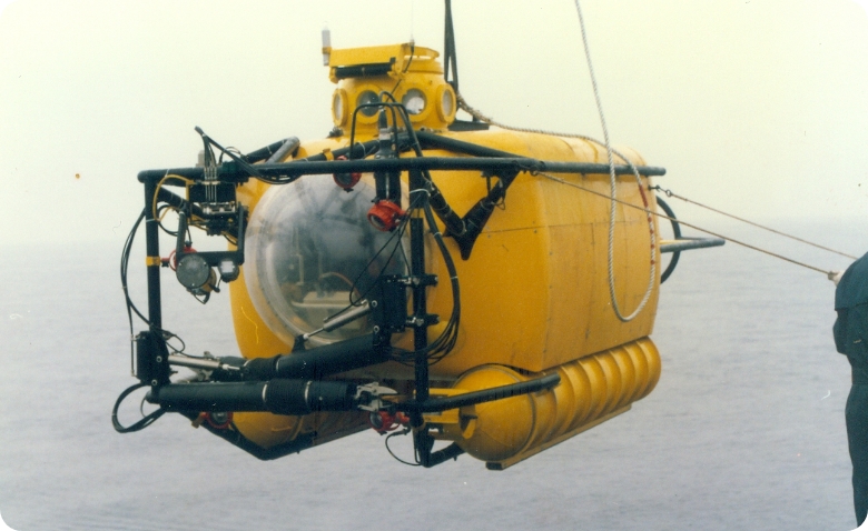 250M급 유인잠수정