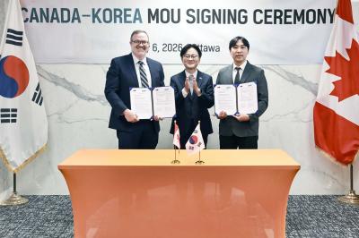 KRISO, 캐나다 메모리얼 대학교와 극지운항선박 핵심기술 공동연구 협력 MOU 체결